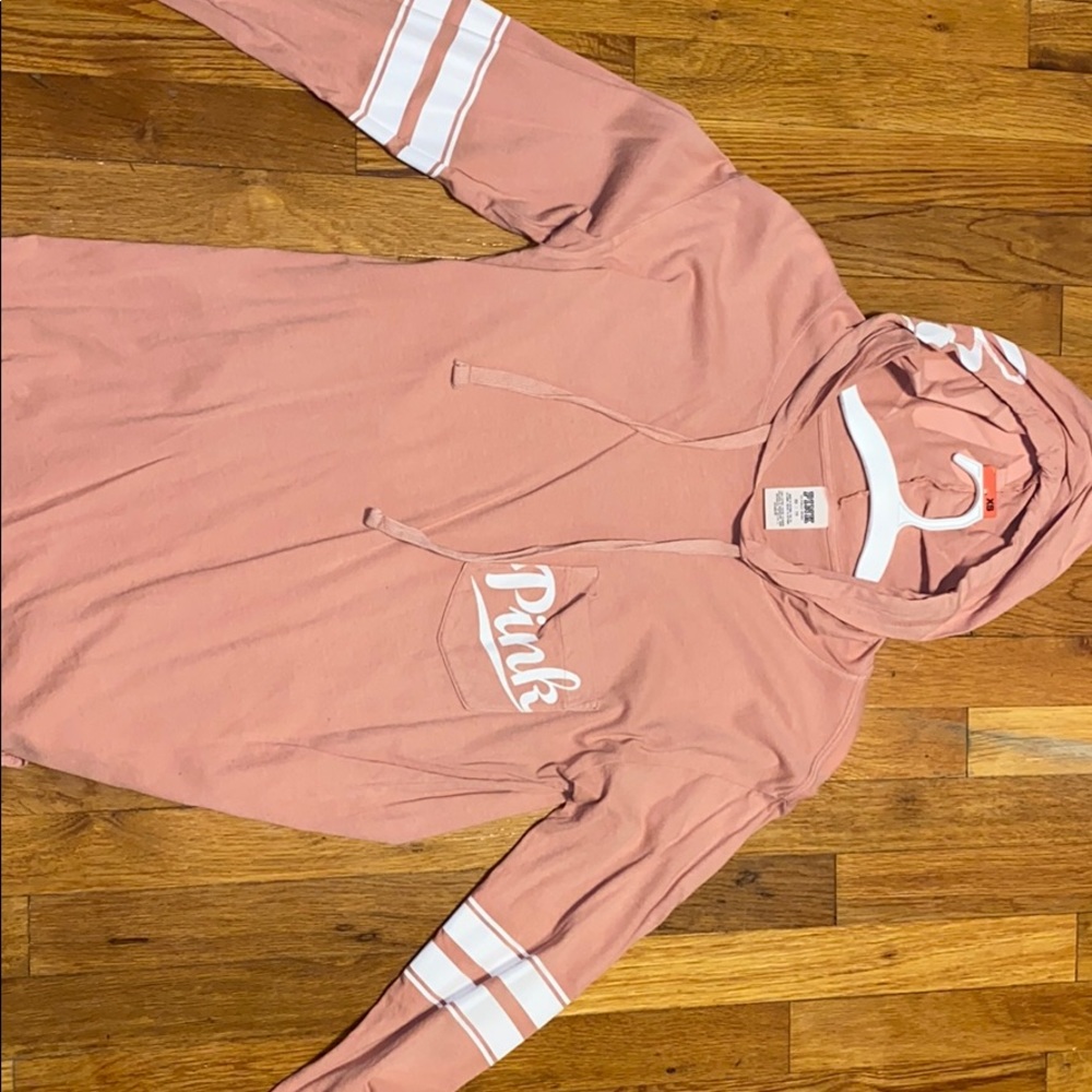 Long sleeve pink shirt